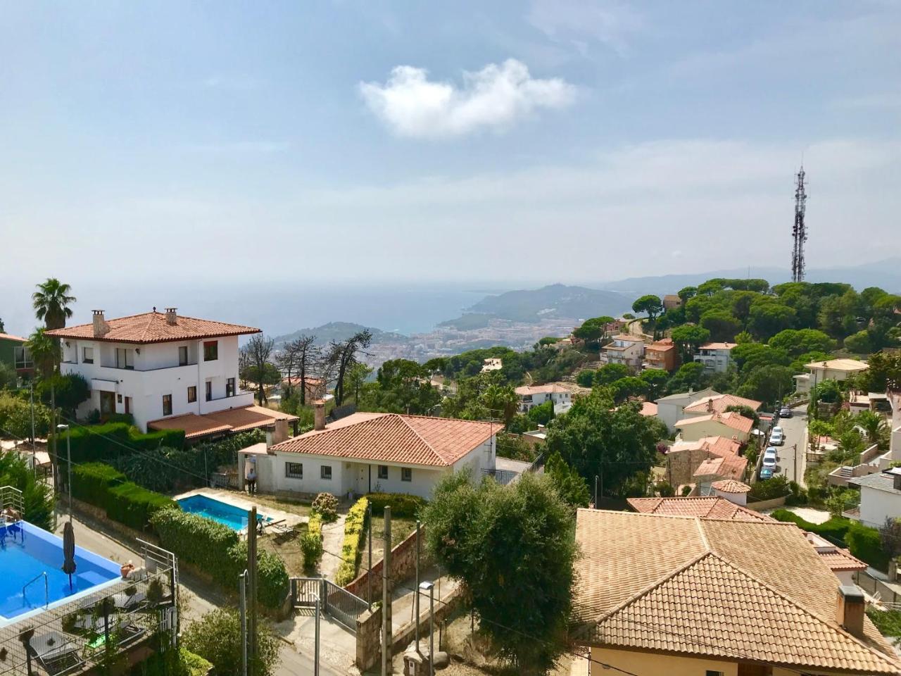 Luxury Villa Investingspain With Sea Views, Pool And Jacuzzi Lloret de Mar Bagian luar foto