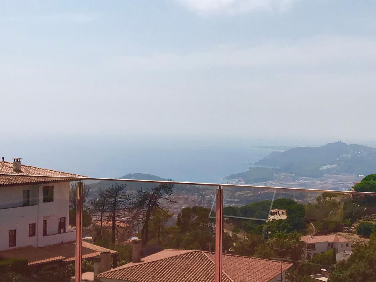 Luxury Villa Investingspain With Sea Views, Pool And Jacuzzi Lloret de Mar Bagian luar foto